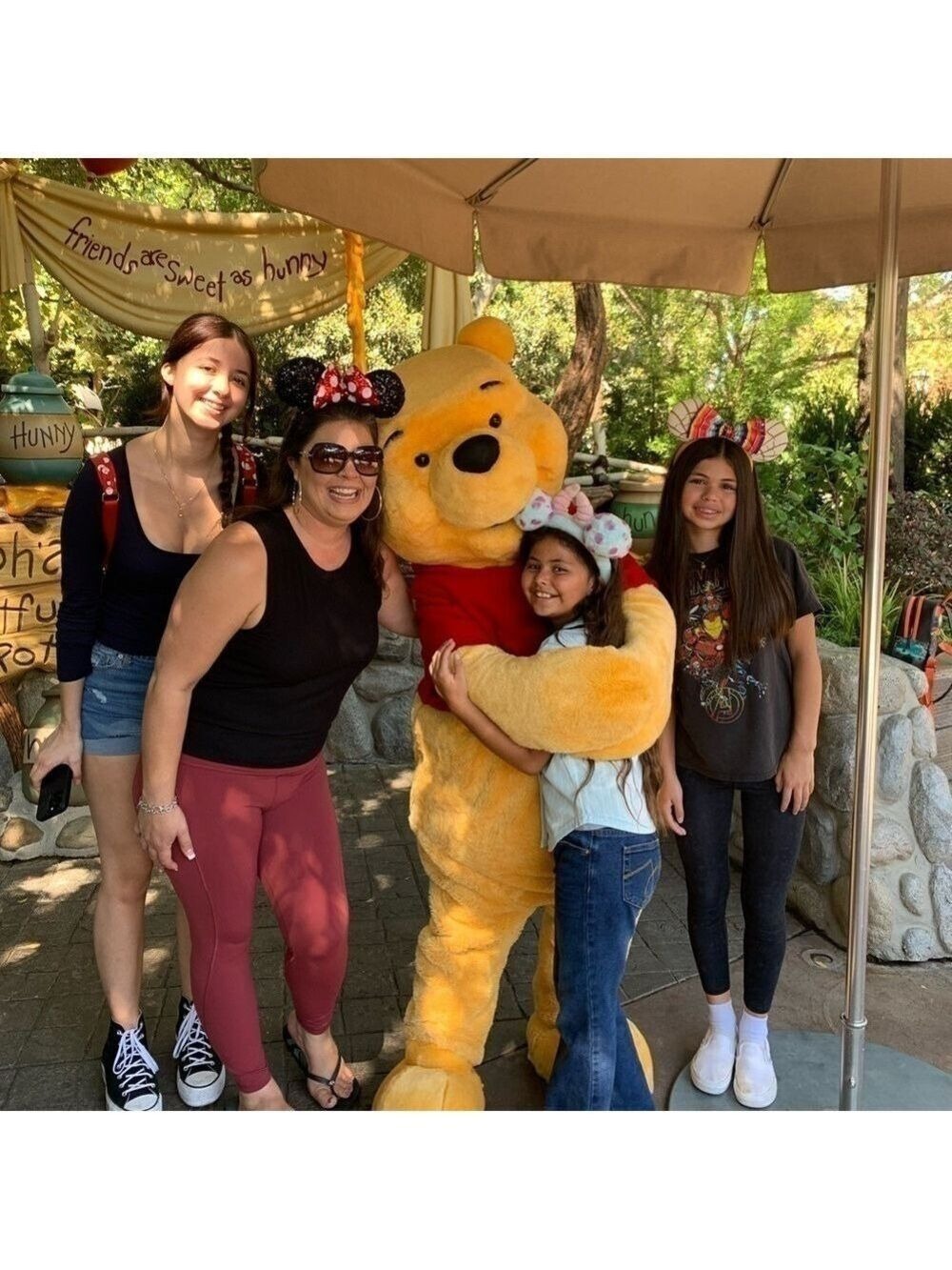 MEET My beautiful girls & Me!
